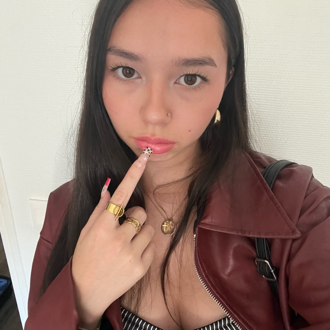 Instagram Profilbild von ch4rlyn3__