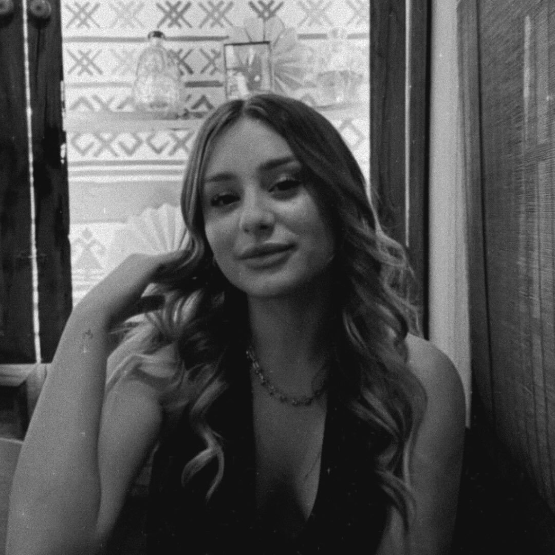 Instagram Profilbild von redonaharadinaj