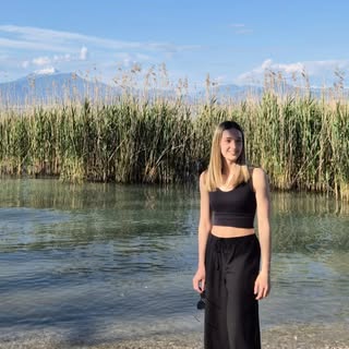 Instagram Profilbild von janineluethi